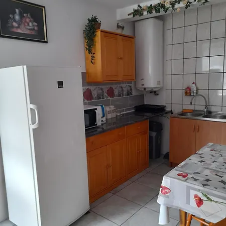 Lipowy Dwor Laskowka (Lower Silesia)