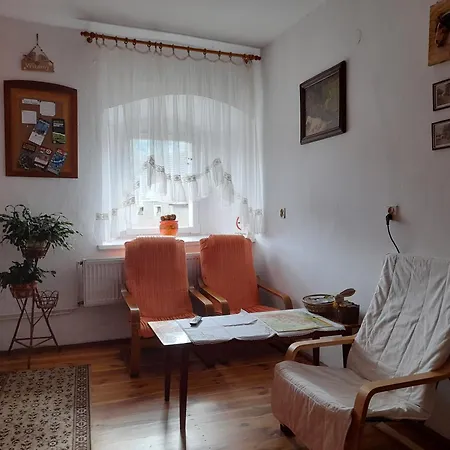 Lipowy Dwór Gospodarstwo agroturystyczne *