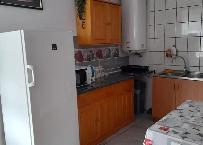 Lipowy Dwor Laskowka (Lower Silesia)