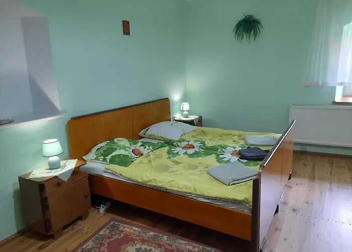 Lipowy Dwor Laskowka (Lower Silesia)